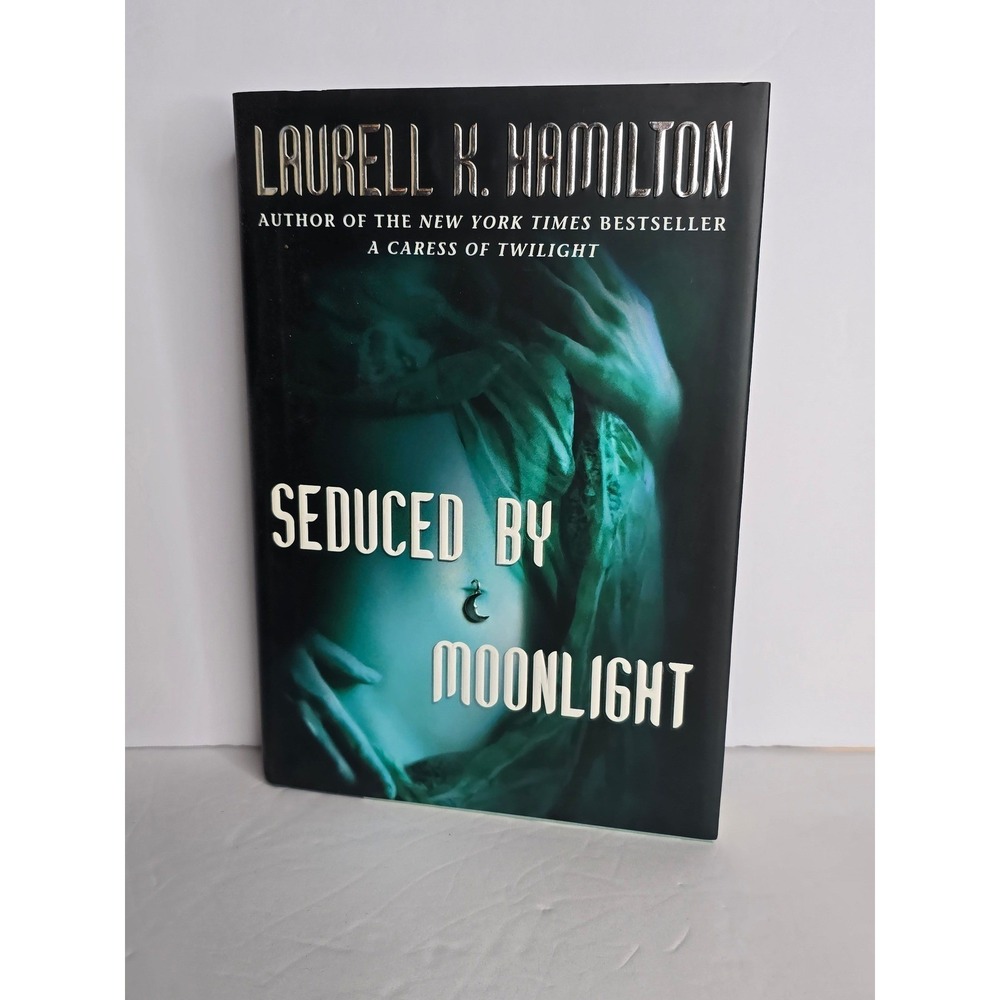 "SEDUCED‎ BY MIDNIGHT"